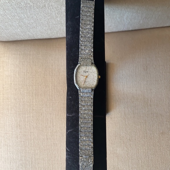 💐CAPRI WATCH - Picture 2 of 8